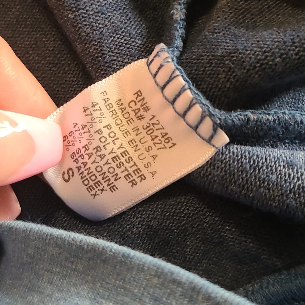Wildfox Blue Sweatshirt with White Text - Picture 5 of 7
